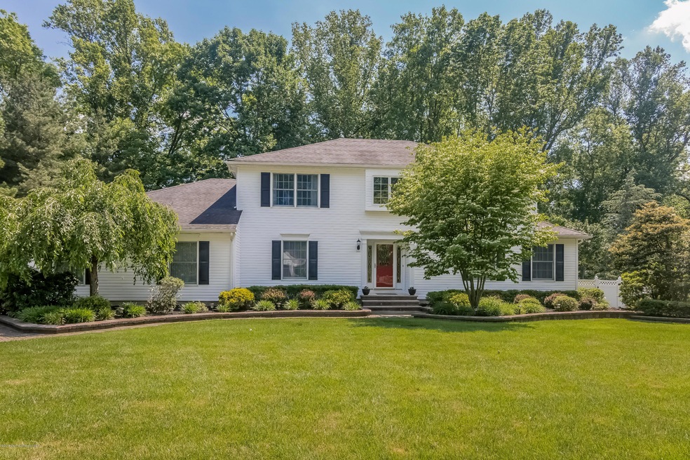 38 Rambling Brook Dr, Holmdel, NJ 07733 - photo 1