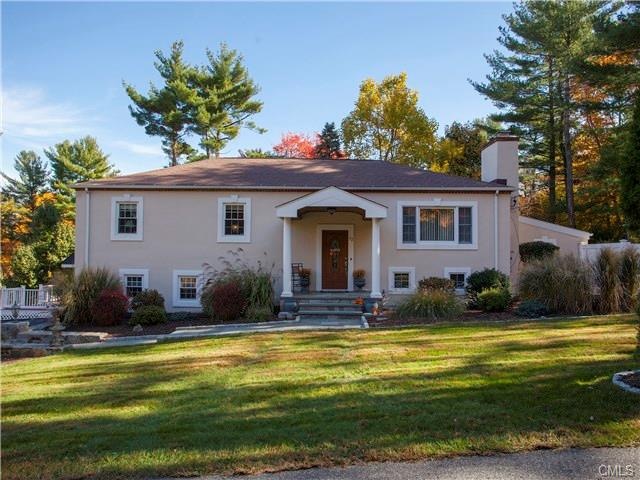 Enchantment awaits you in this 1987 OPEN CONCEPT T