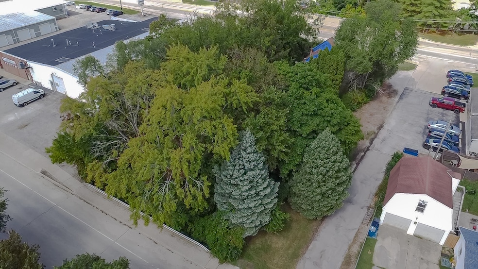 523 Bedford Rd, Morris, IL 60450 - photo 1