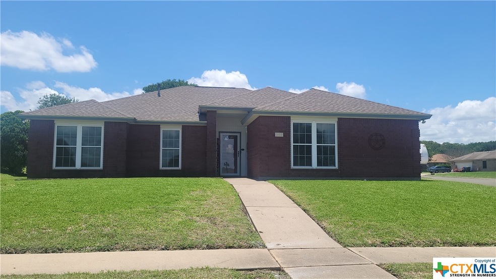 902 Whirlaway Dr, Copperas Cove, TX 76522 - photo 1