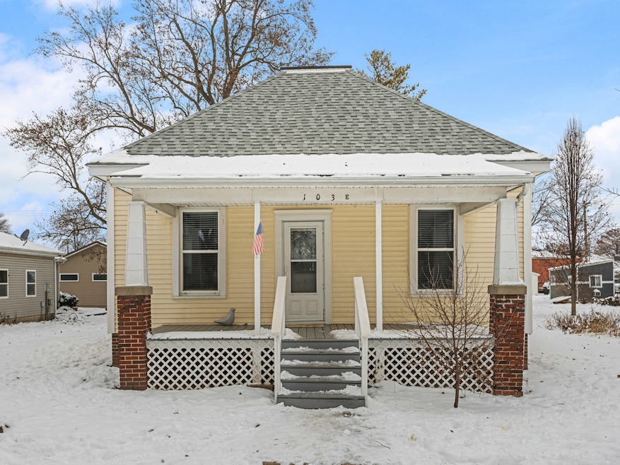 103 E Illinois St, Mansfield, IL 61854 - photo 1