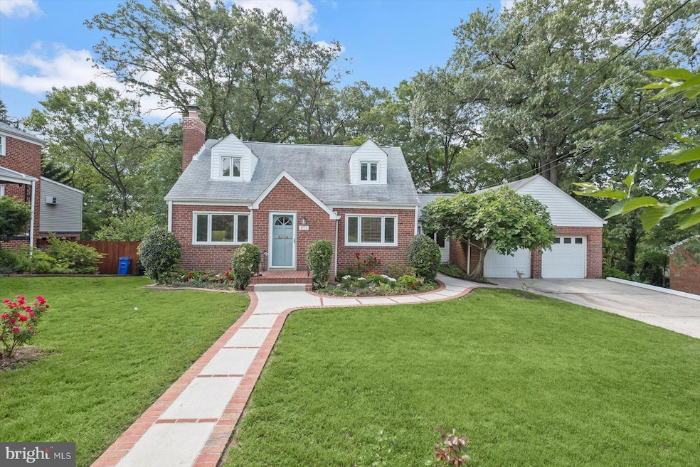 5711 Euclid St, Cheverly, MD 20785 - photo 1