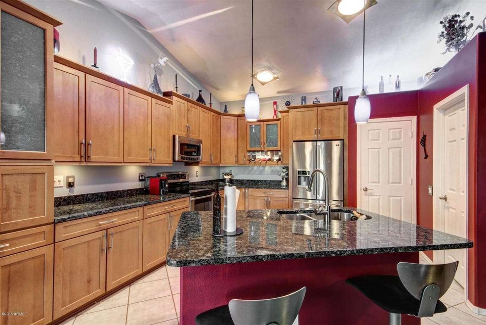 Well appointed CHEFS KITCHEN!