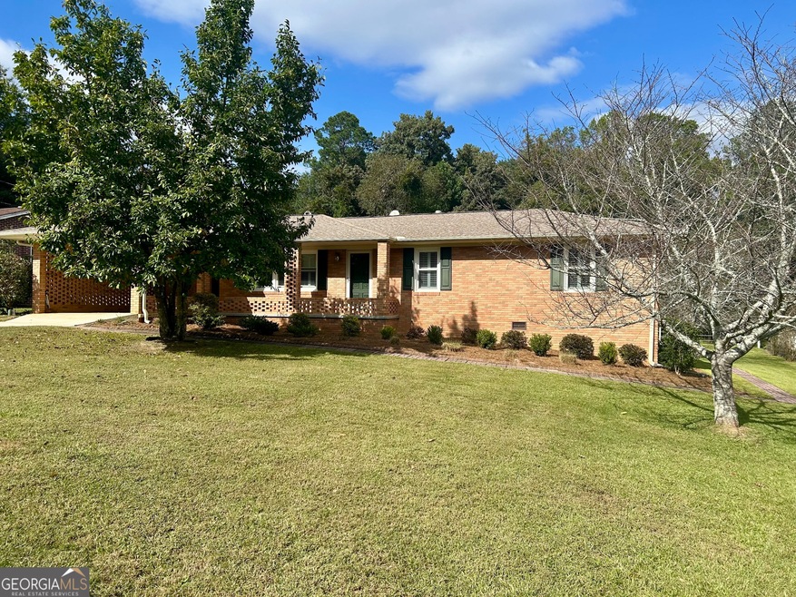 403 Edwards St, Elberton, GA 30635 - photo 1