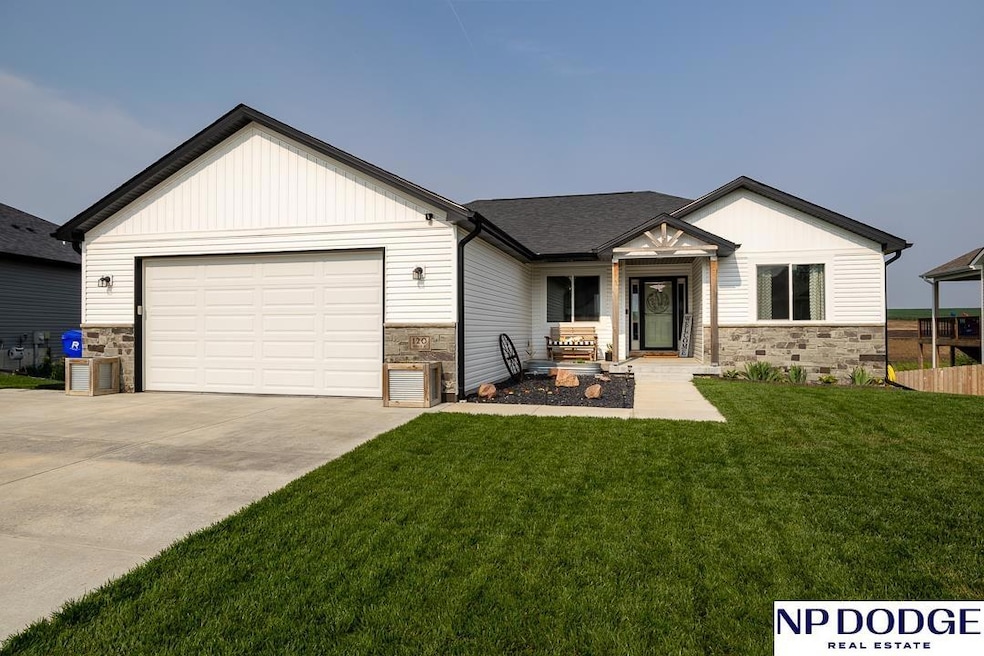 120 Hunter St, Ceresco, NE 68017 - photo 1
