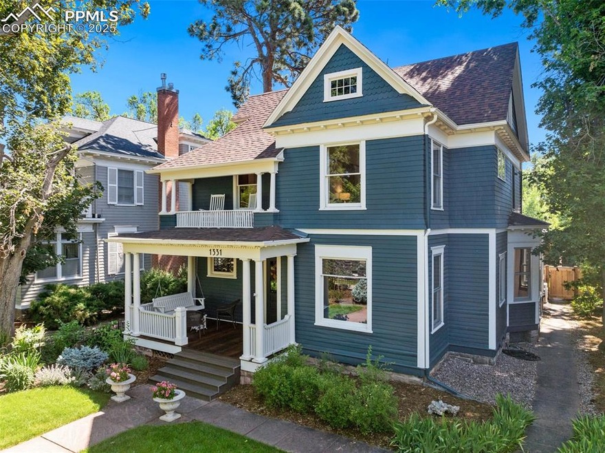 1893 Victorian in the historic Old North End