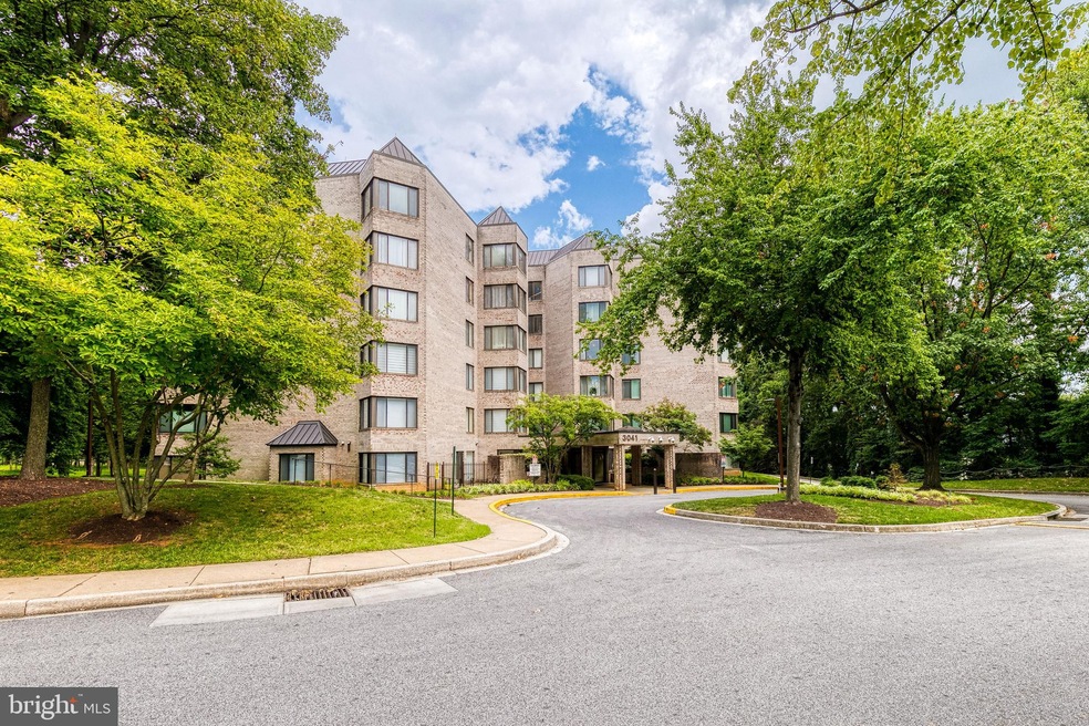 3041 Fallstaff Rd unit 507D, Baltimore, MD 21209 - photo 1