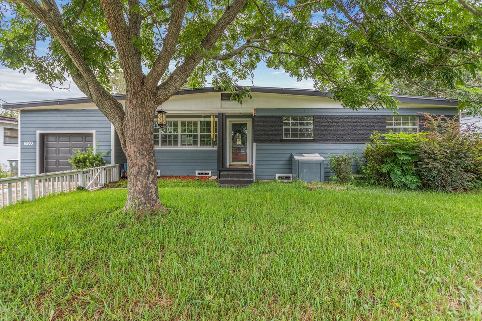 6803 Provost Rd N, Jacksonville, FL 32216 - photo 1