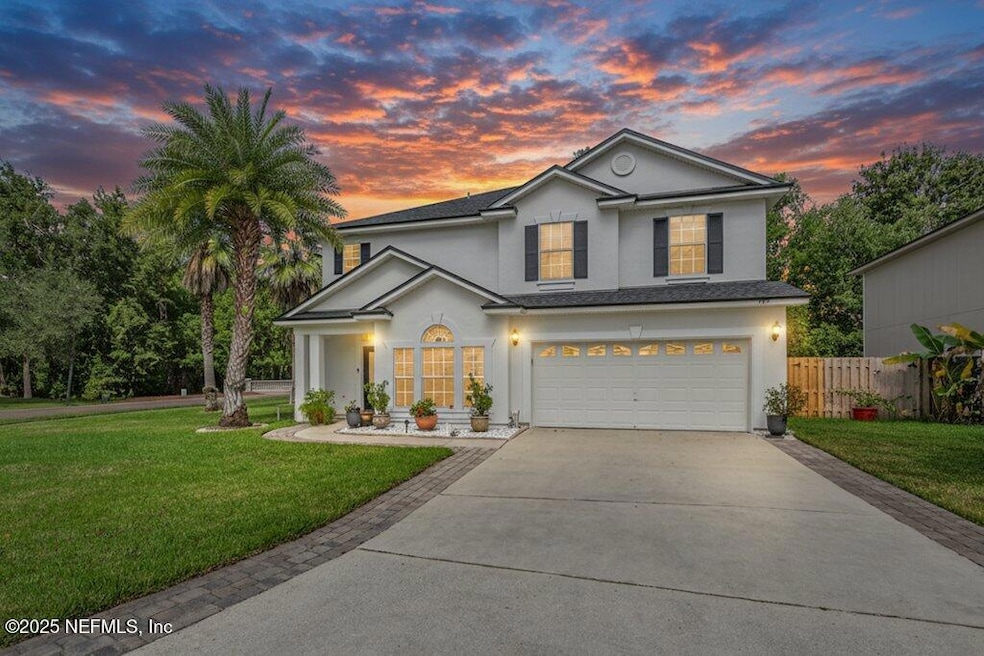 For Sale $424,999 • Co-Listing Agent