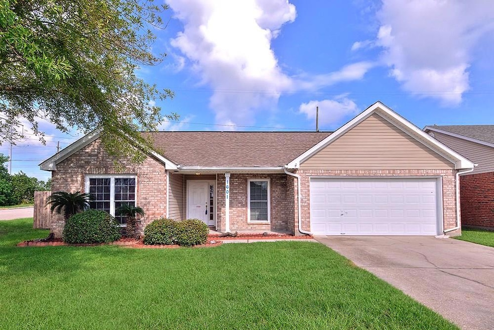 1601 Kings Row None, Slidell, LA 70461 - photo 1