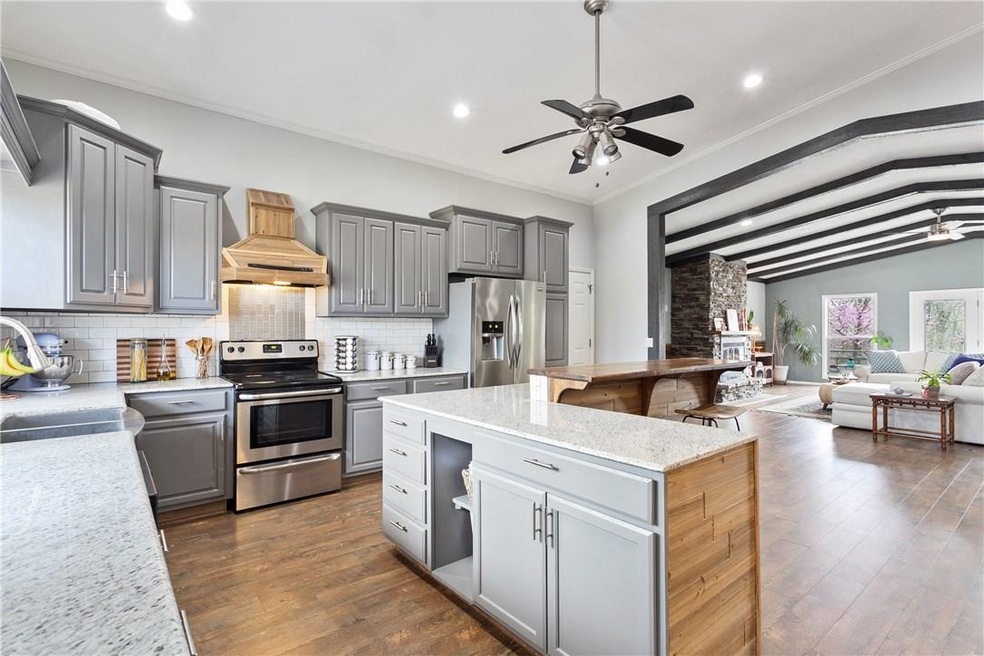 35 Enfield Dr, Bella Vista, AR 72715 - photo 1