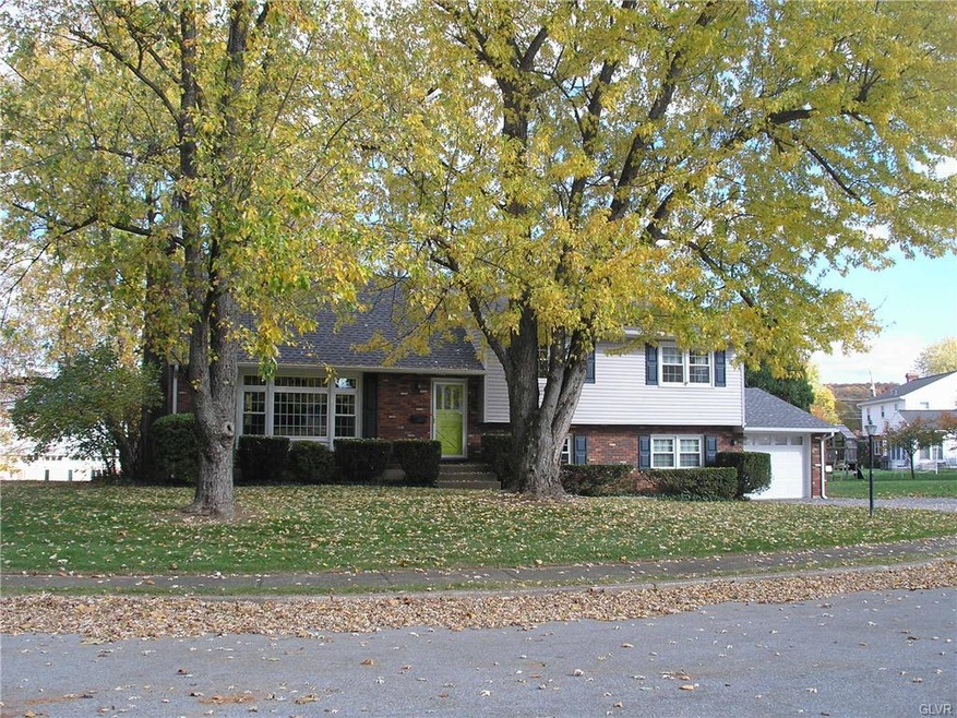 252 Iroquois St, Emmaus, PA 18049 - photo 1