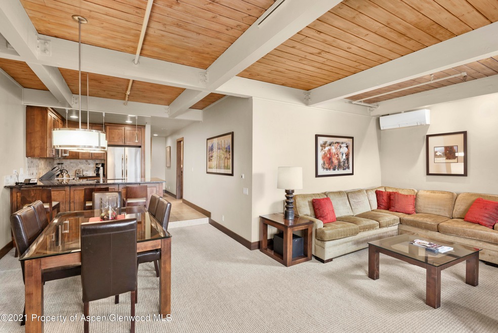 Sold $1,899,000 • Co-Listing Agent