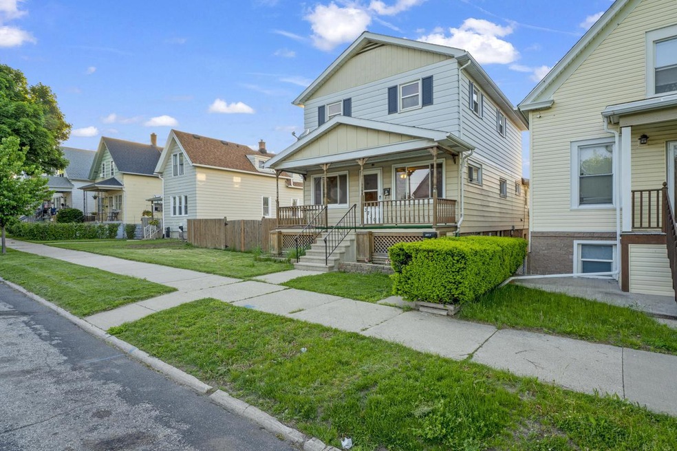 Hommati.com-3730_East_Barnard_Avenue_WI-