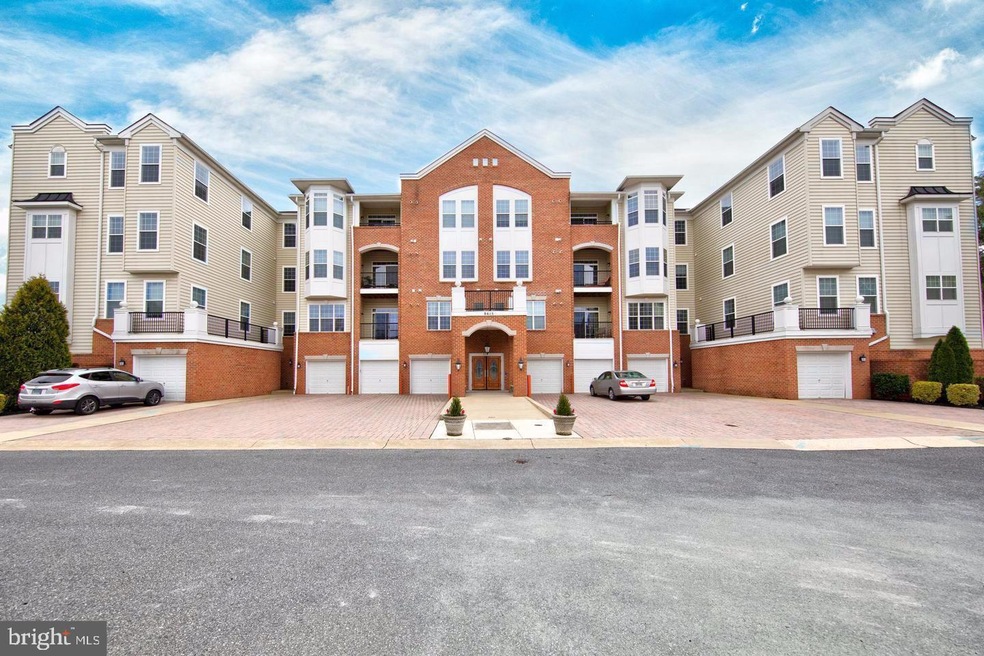 8600 Roaming Ridge Way unit 403, Odenton, MD 21113 - photo 1