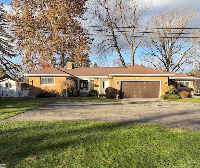 25651 S River Rd, Harrison Township, MI 48045 - photo 1