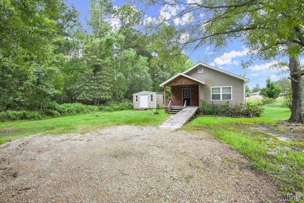 15545 Bear Island Rd, Maurepas, LA 70449 - photo 1