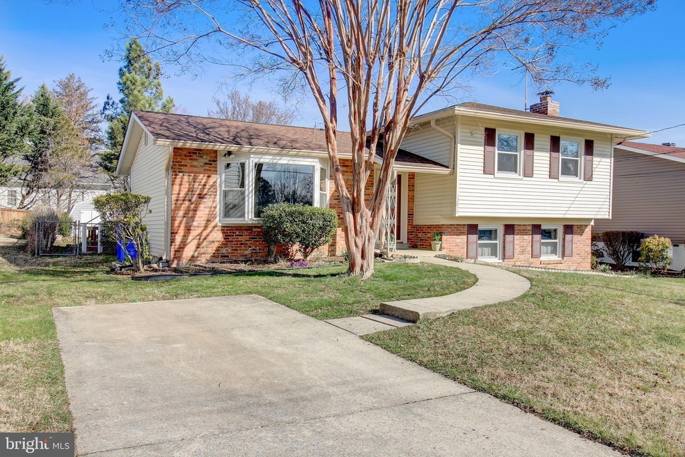 13604 Grenoble Dr, Rockville, MD 20853 - photo 1