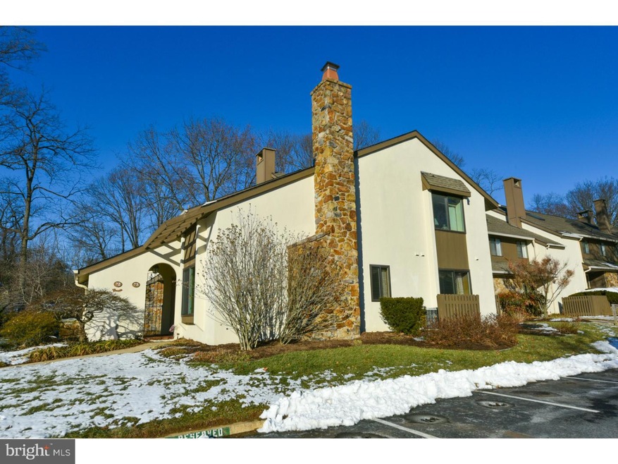 73 Oak Knoll Dr unit I73, Berwyn, PA 19312 - photo 1