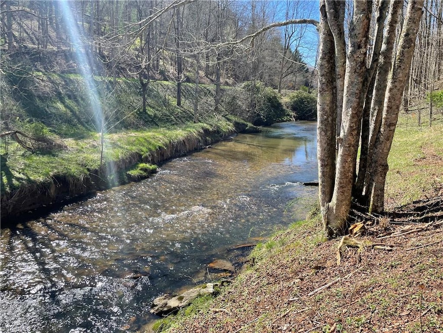 6 Stonegate Ln, Creston, NC 28615 - photo 1