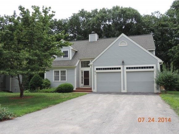 411 Elk Run Rd, Hudson, NH 03051 - photo 1