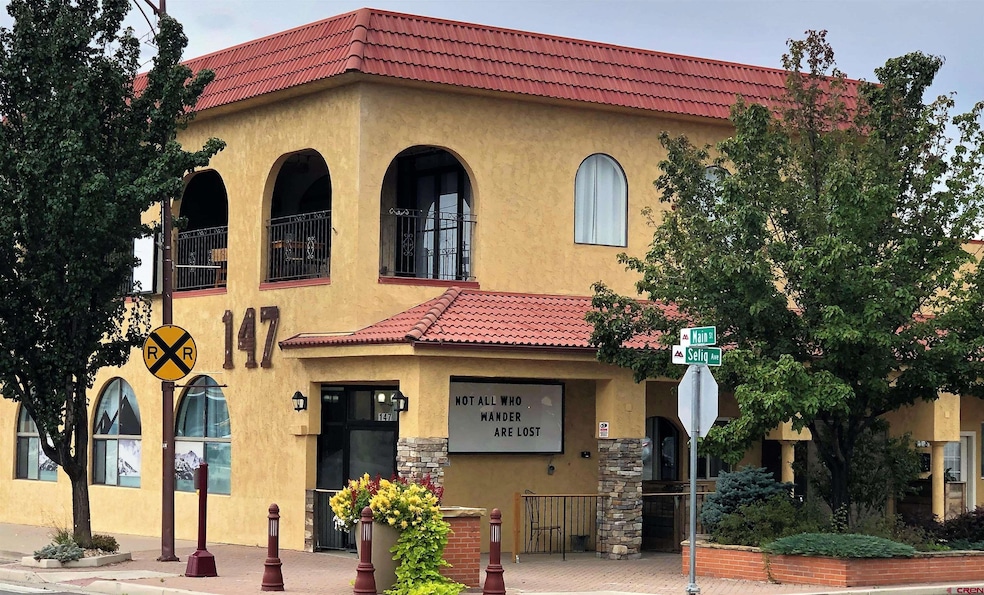 147 E Main St unit 147  Main , 18 N Se, Montrose, CO 81401 - photo 1