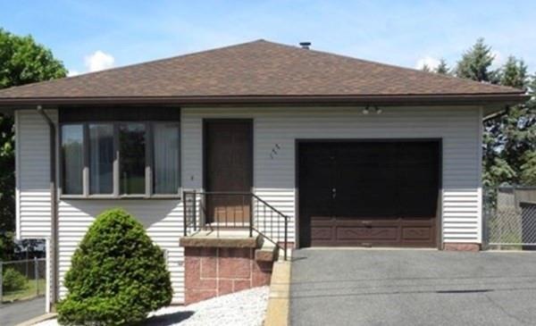 177 Lakeview Ave, Ludlow, MA 01056 - photo 1