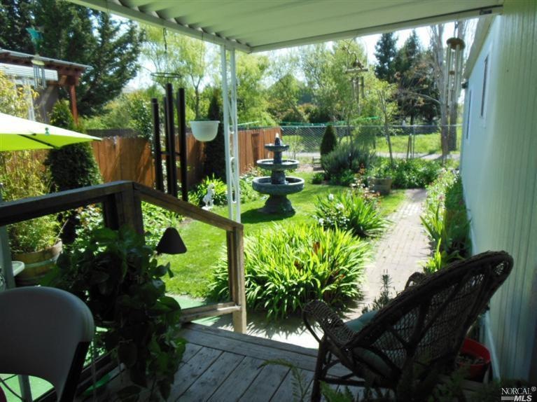 145 Madrigal St unit 202 (, Rohnert Park, CA 94928 - photo 1