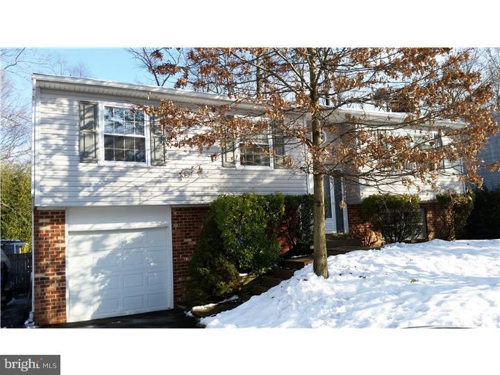 42 Heather Rd, Newark, DE 19702 - photo 1