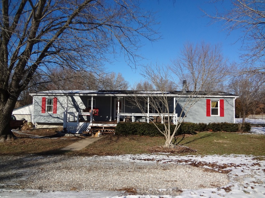 1221 Worstell Lane