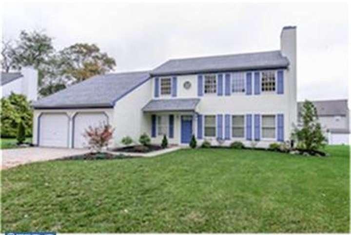 18 Dover Place, Swedesboro, NJ 08085 - photo 1