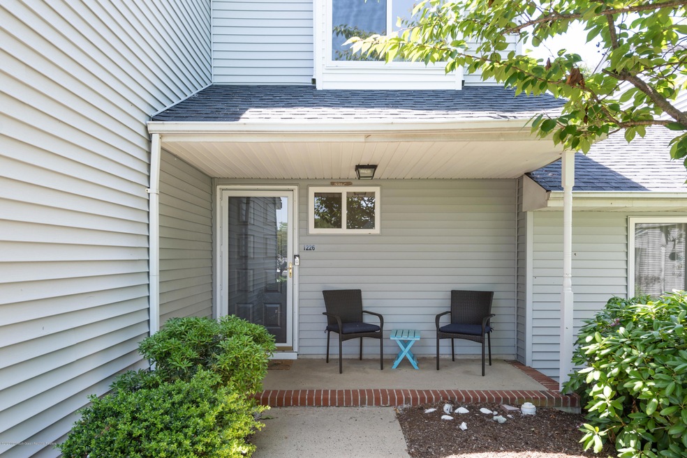 1 - Front entry - 0105