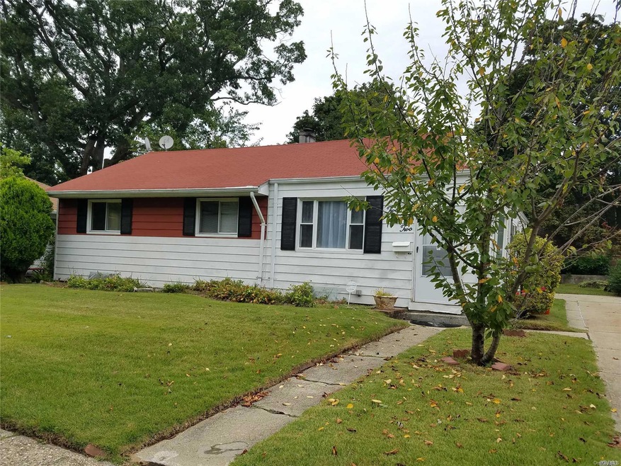 unlisted-address, West Hempstead, NY 11552 - photo 1