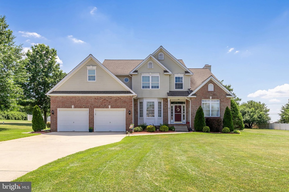 13 Hickory Ln W, Pilesgrove, NJ 08098 - photo 1