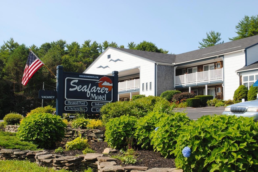 Seafarer Resort