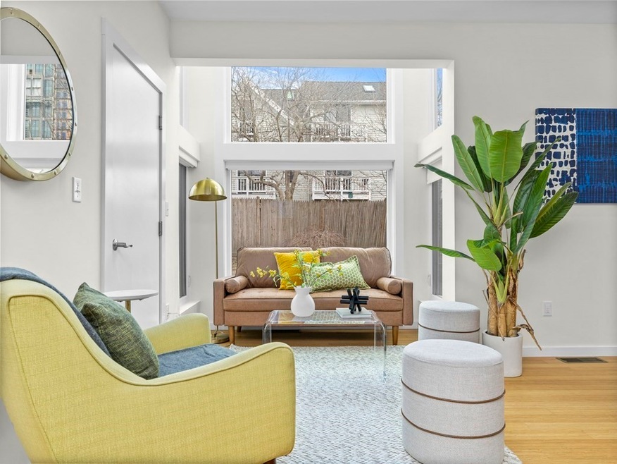 113 Charles St unit 113, Cambridge, MA 02141 - photo 1