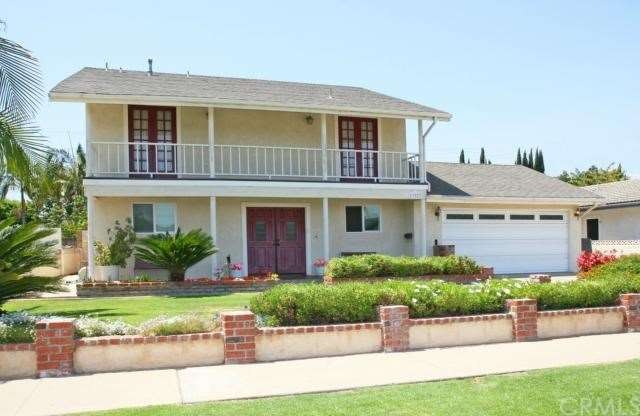 Large Upgraded & Expanded Pool Home
