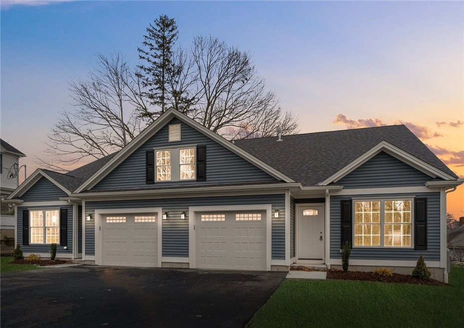 7 Hebert St unit A, West Warwick, RI 02893 - photo 1