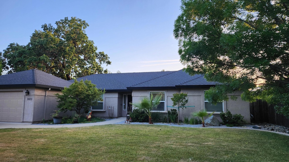 For Sale $449,000 • Co-Listing Agent