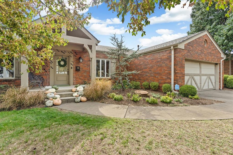 For Sale $1,200,000 • Co-Listing Agent