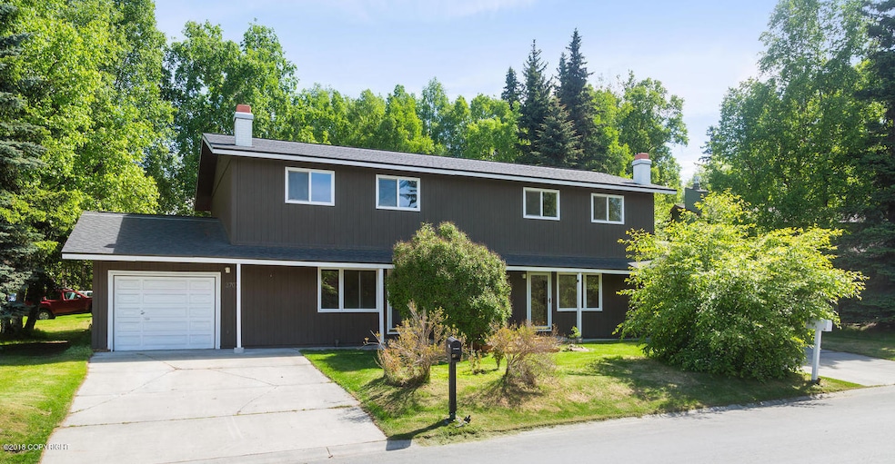 Exterior of 3707