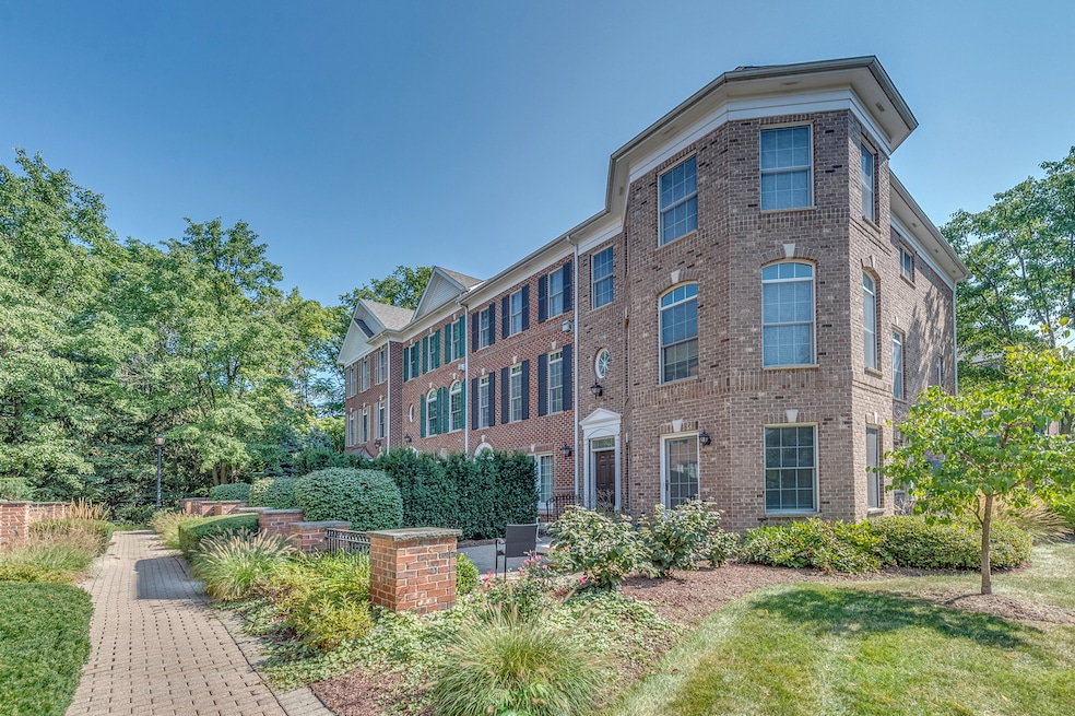 243 Box Car Ave, Naperville, IL 60540 - photo 1