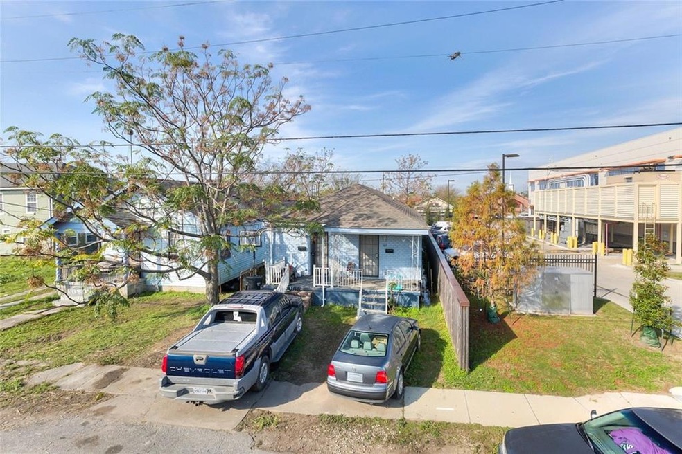 1520 Bartholomew St, New Orleans, LA 70117 - photo 1