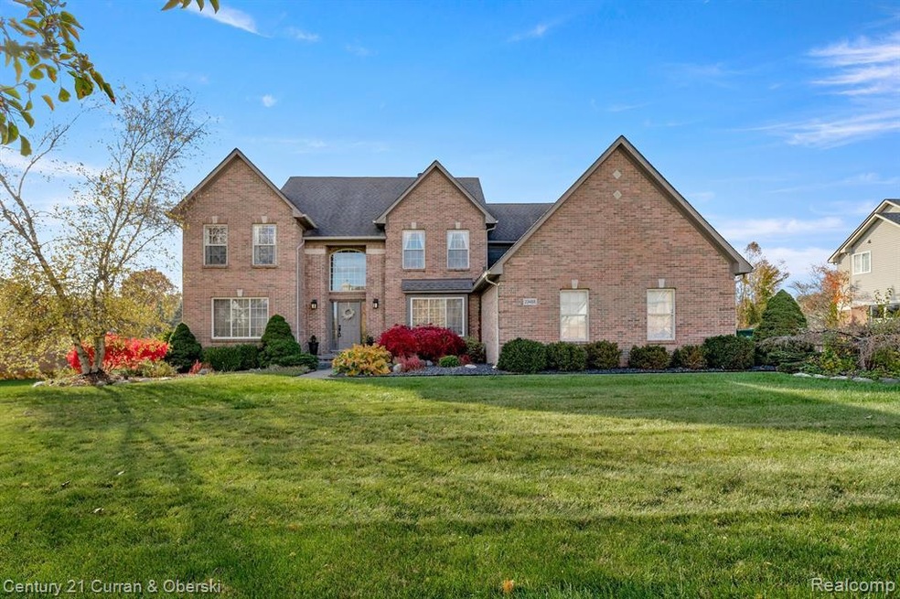 23488 Kirby Dr, Flat Rock, MI 48134 - photo 1