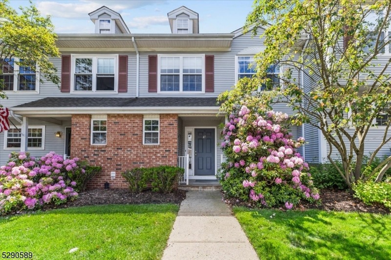 47 Hickory Way unit 5704, Mount Arlington, NJ 07856 - photo 1