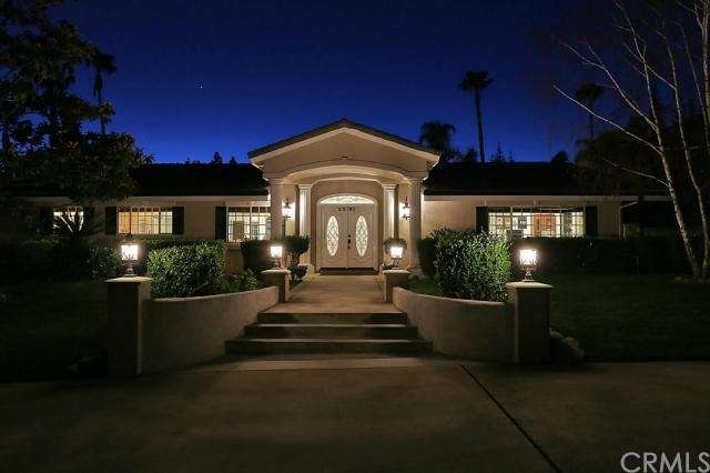 Front of this gorgeous home