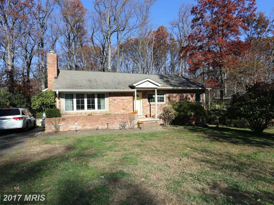 121 Kingsley Rd SW, Vienna, VA 22180 - photo 1