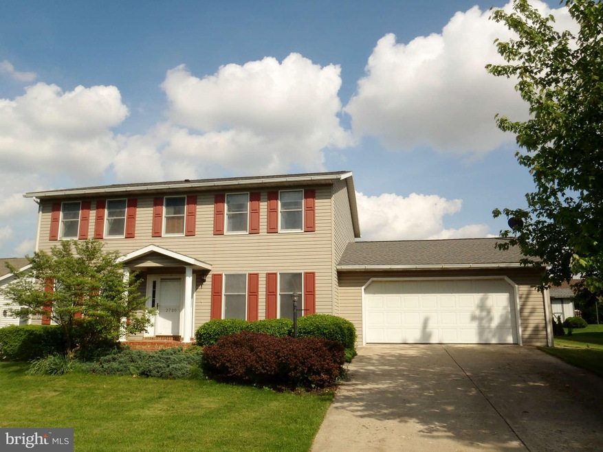 2730 Fillmore Dr, Chambersburg, PA 17201 - photo 1