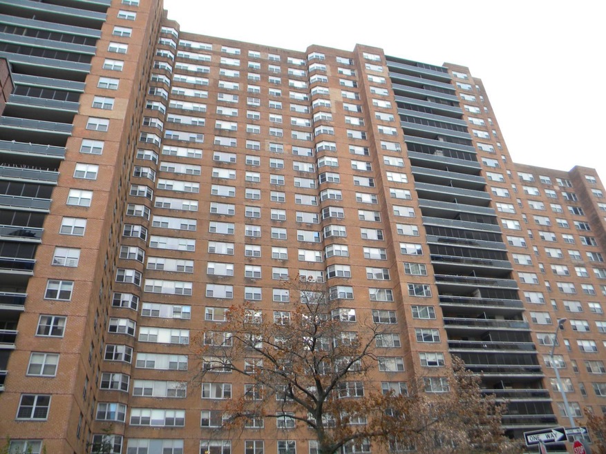 Gerard Towers unit 17Q, Forest Hills, NY 11375 - photo 1