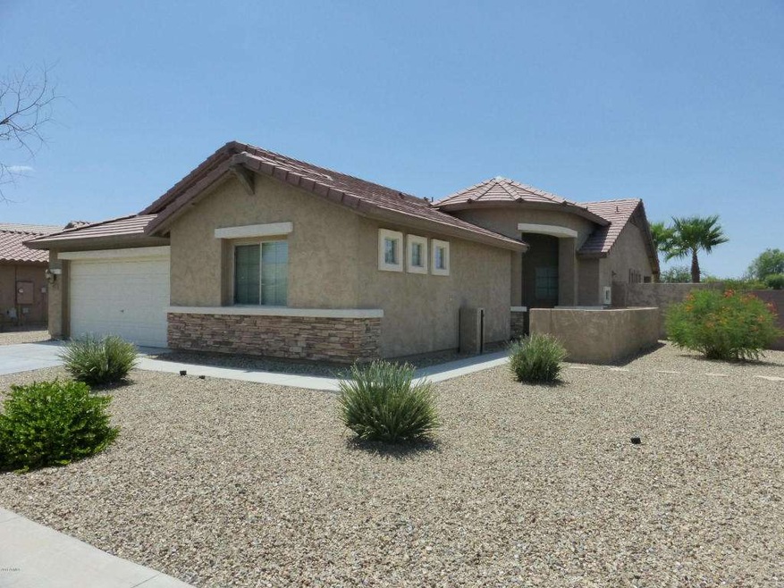 Huge corner lot!